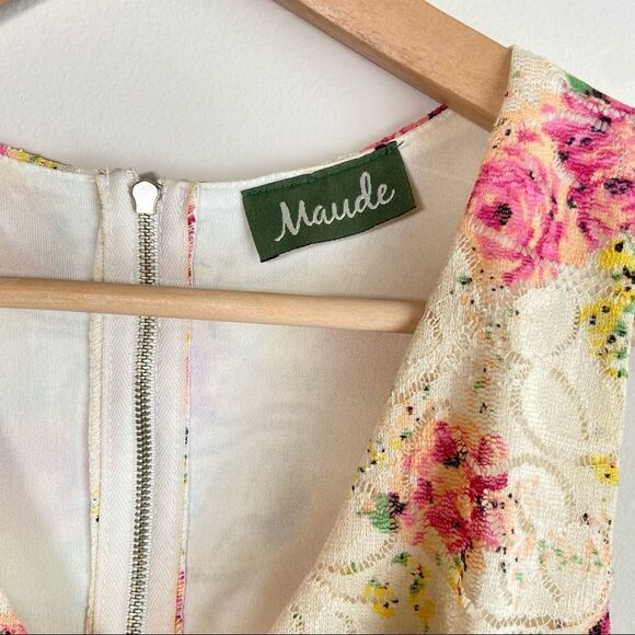 Adorable Floral Sleeveless High  Low Dress Small - Picture 3 of 4